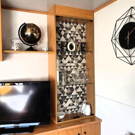 Mobil Home Dans Camping Saillagouse Esterno foto