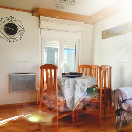 Mobil Home Dans Camping Saillagouse Esterno foto