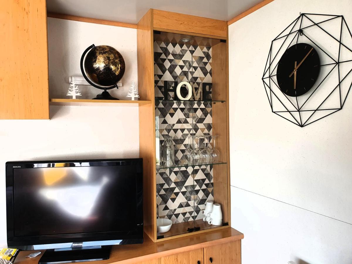 Mobil Home Dans Camping Saillagouse Esterno foto